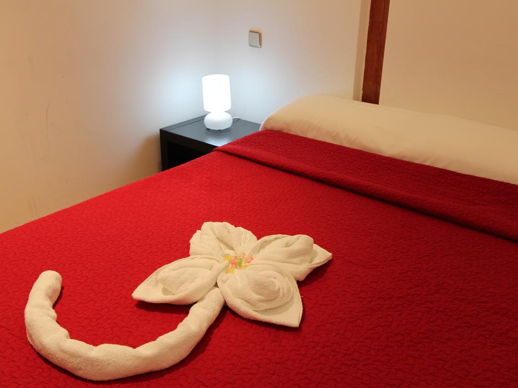 Apartamentos Good Stay Prado Madryt Pokój zdjęcie