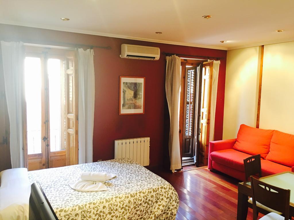 Apartamentos Good Stay Prado Madryt Zewnętrze zdjęcie