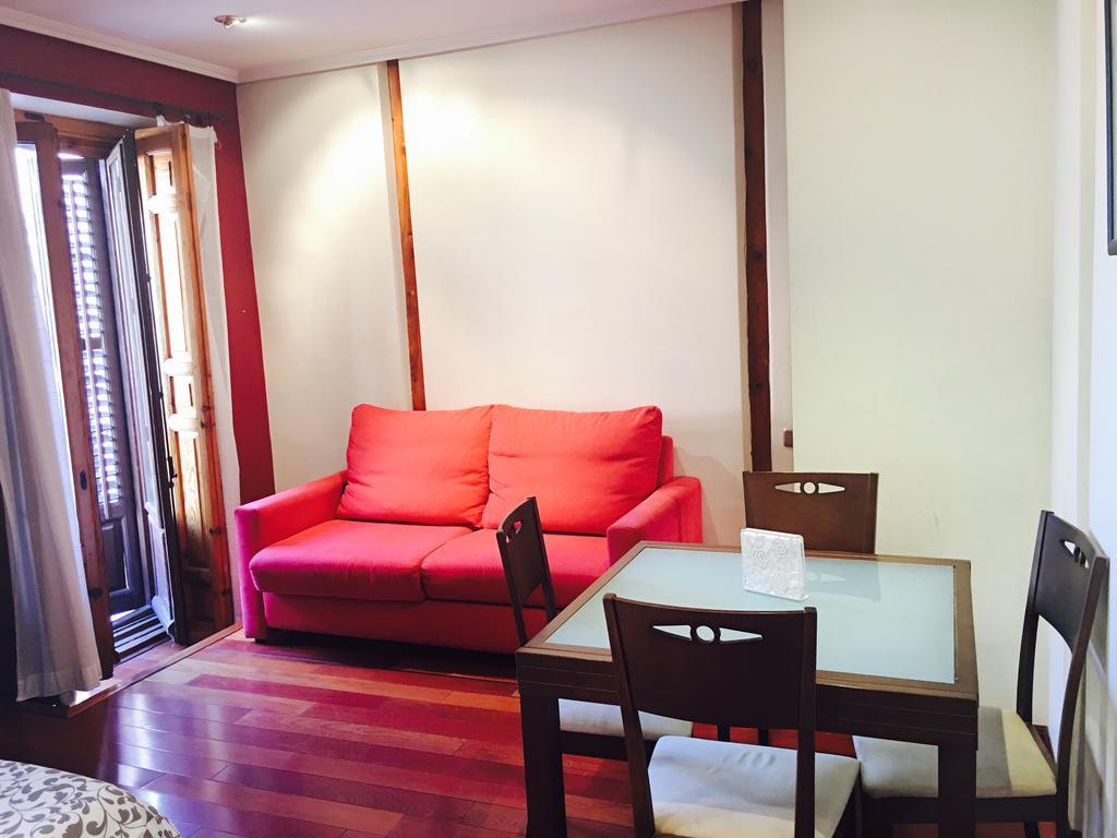 Apartamentos Good Stay Prado Madryt Zewnętrze zdjęcie